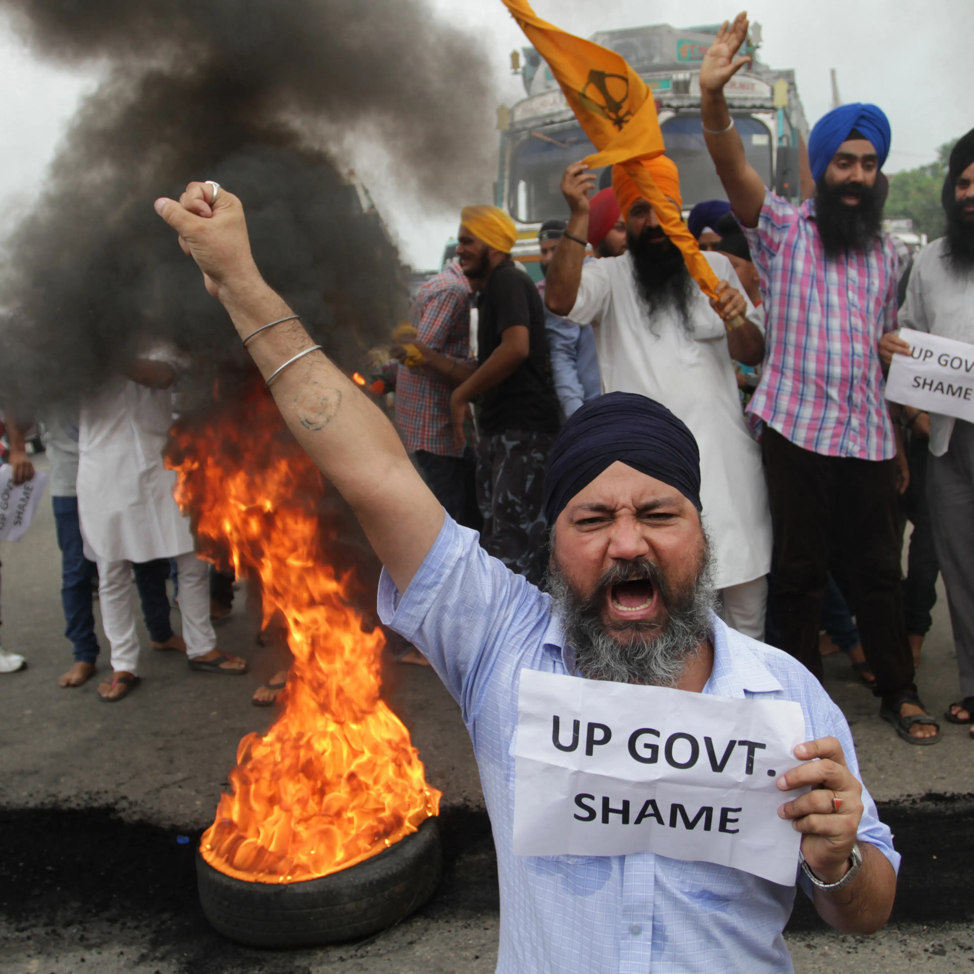 Members of Sikh community stage a protest demonstration in Jammu against Uttar Pradesh government