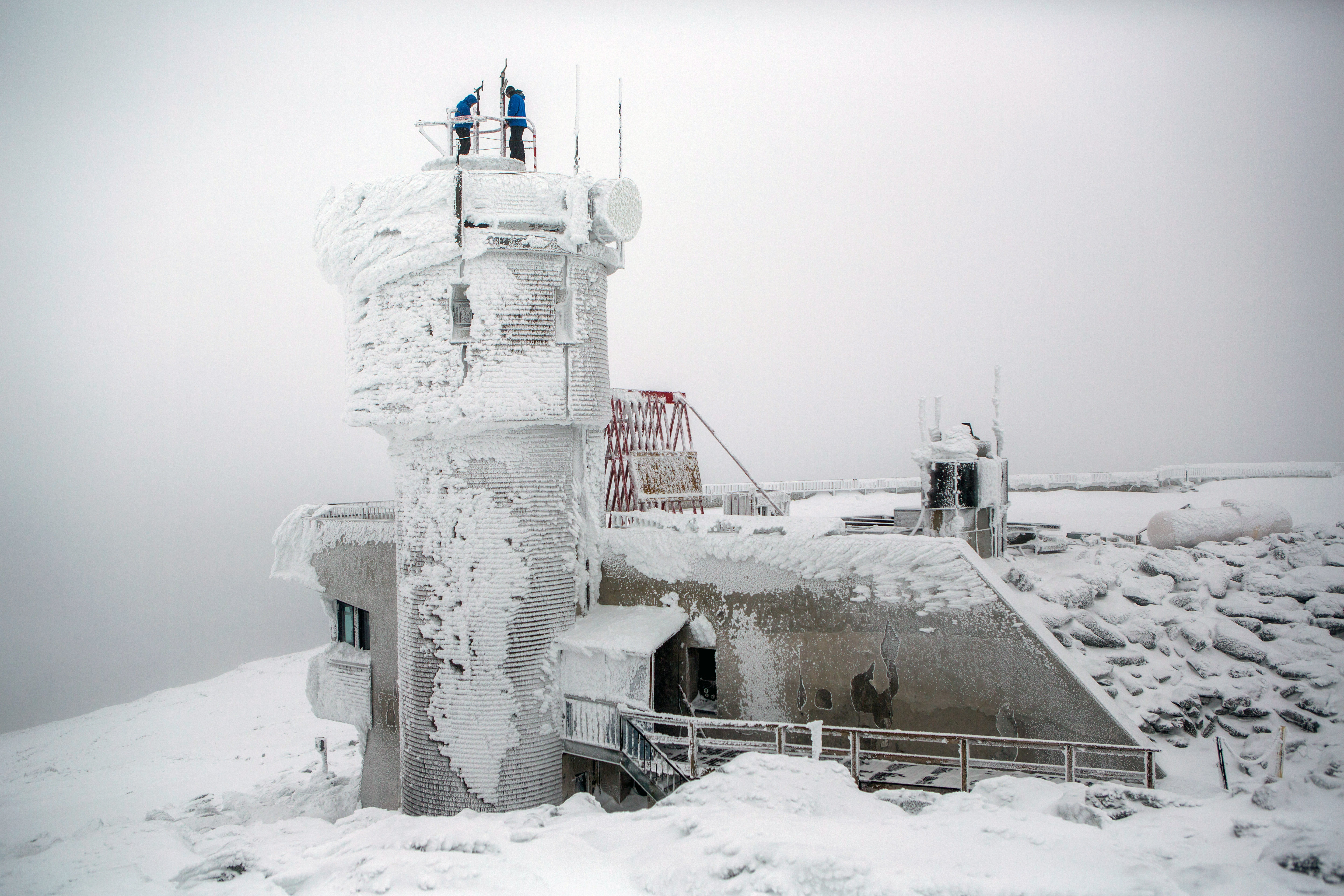 Mt. Washington’s Wintry Ferocity Draws Weather Tourists