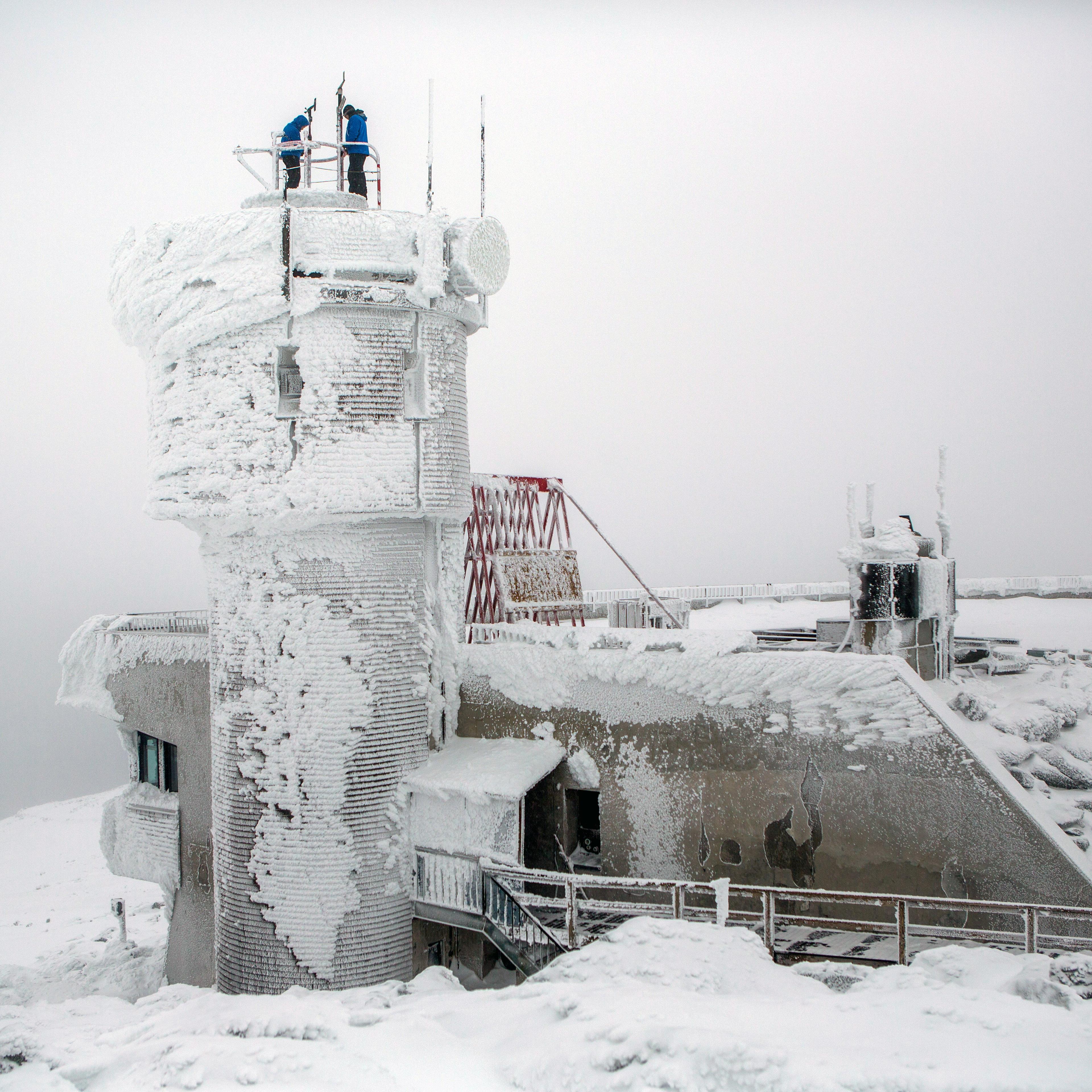 Mt. Washington’s Wintry Ferocity Draws Weather Tourists