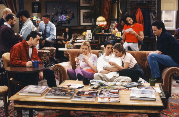 Matt LeBlanc as Joey Tribbiani, Lisa Kudrow as Phoebe Buffay, David Schwimmer as Ross Geller, Jennifer Aniston as Rachel Green, Courteney Cox as Monica Geller, Matthew Perry as Chandler Bing in Friends