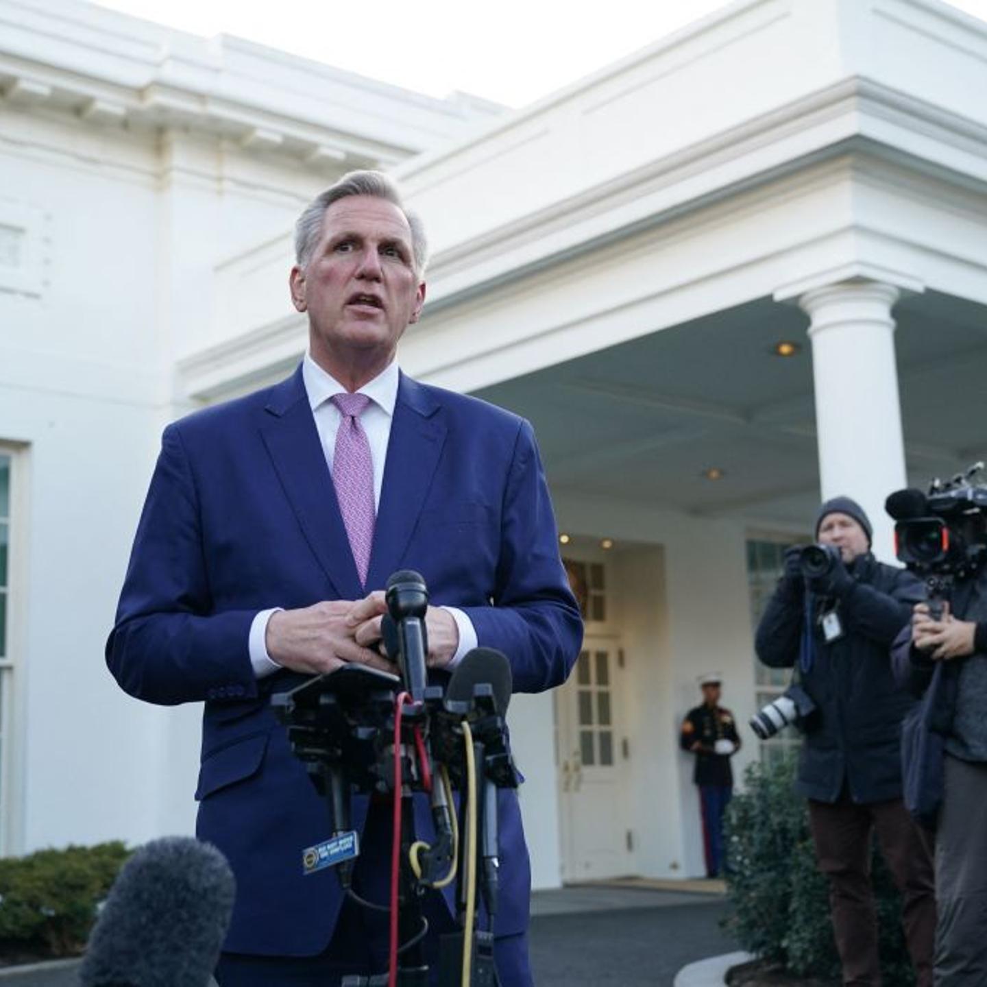 US-POLITICS-BIDEN-MCCARTHY