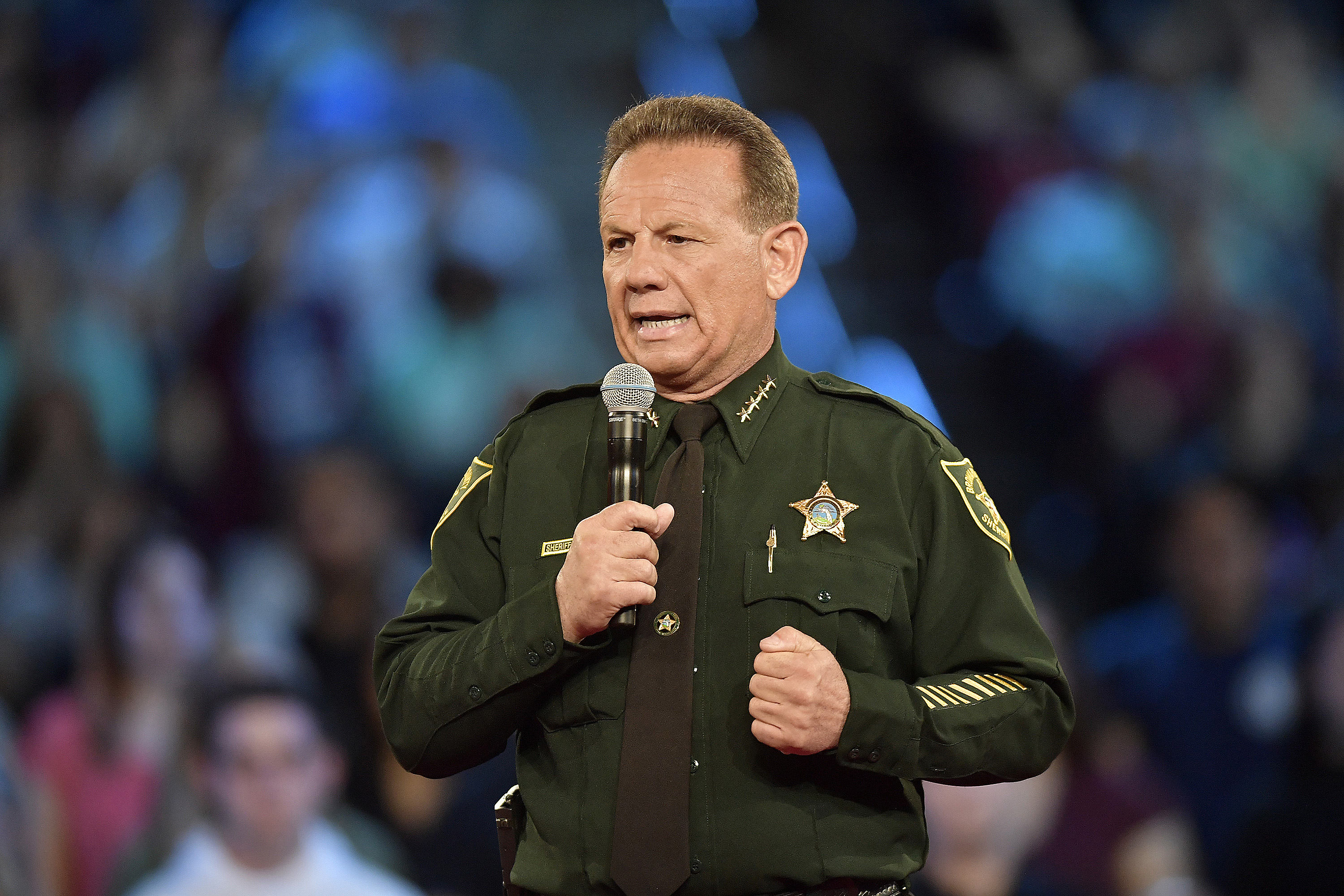 Republicans urge Florida governor to suspend Broward sheriff