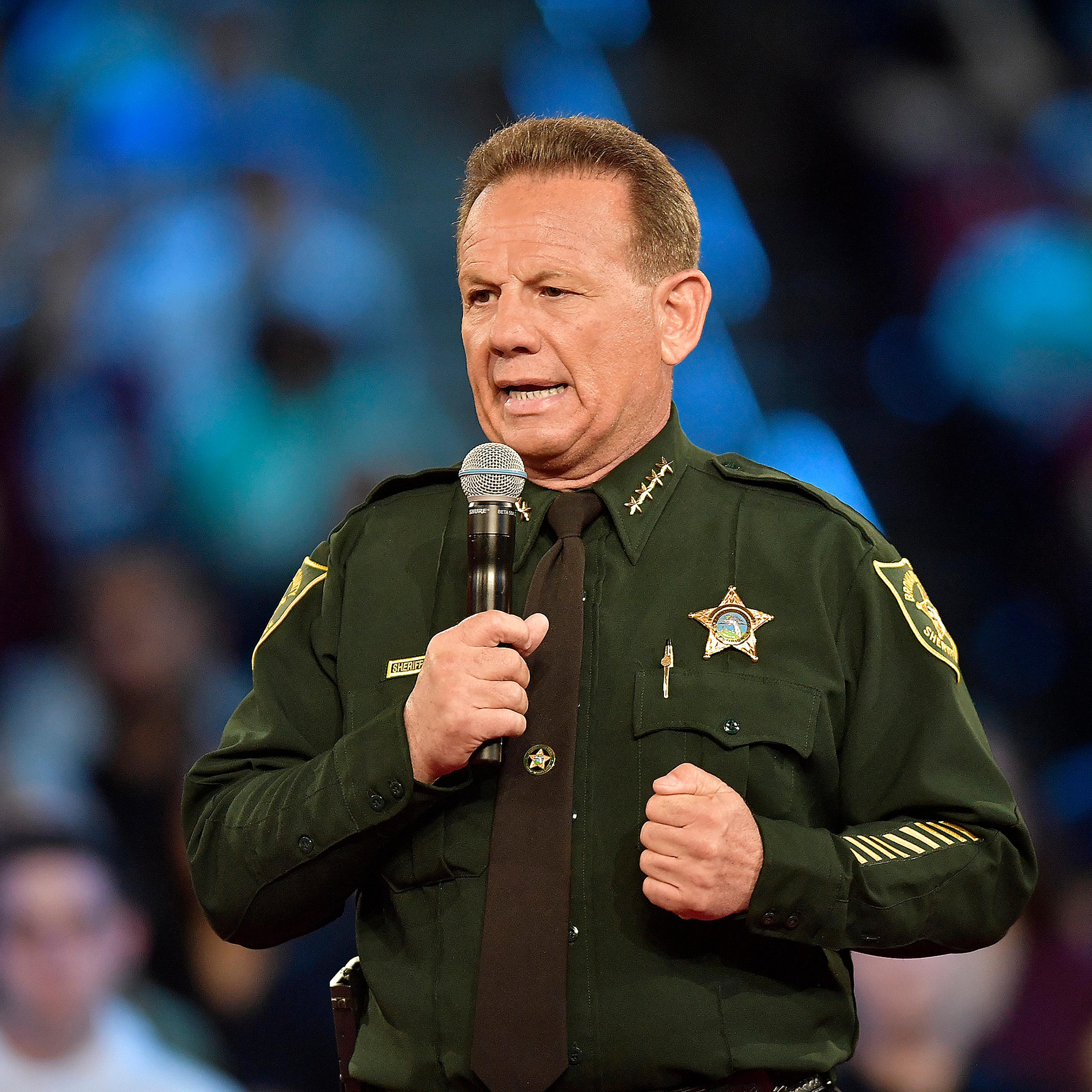 Republicans urge Florida governor to suspend Broward sheriff