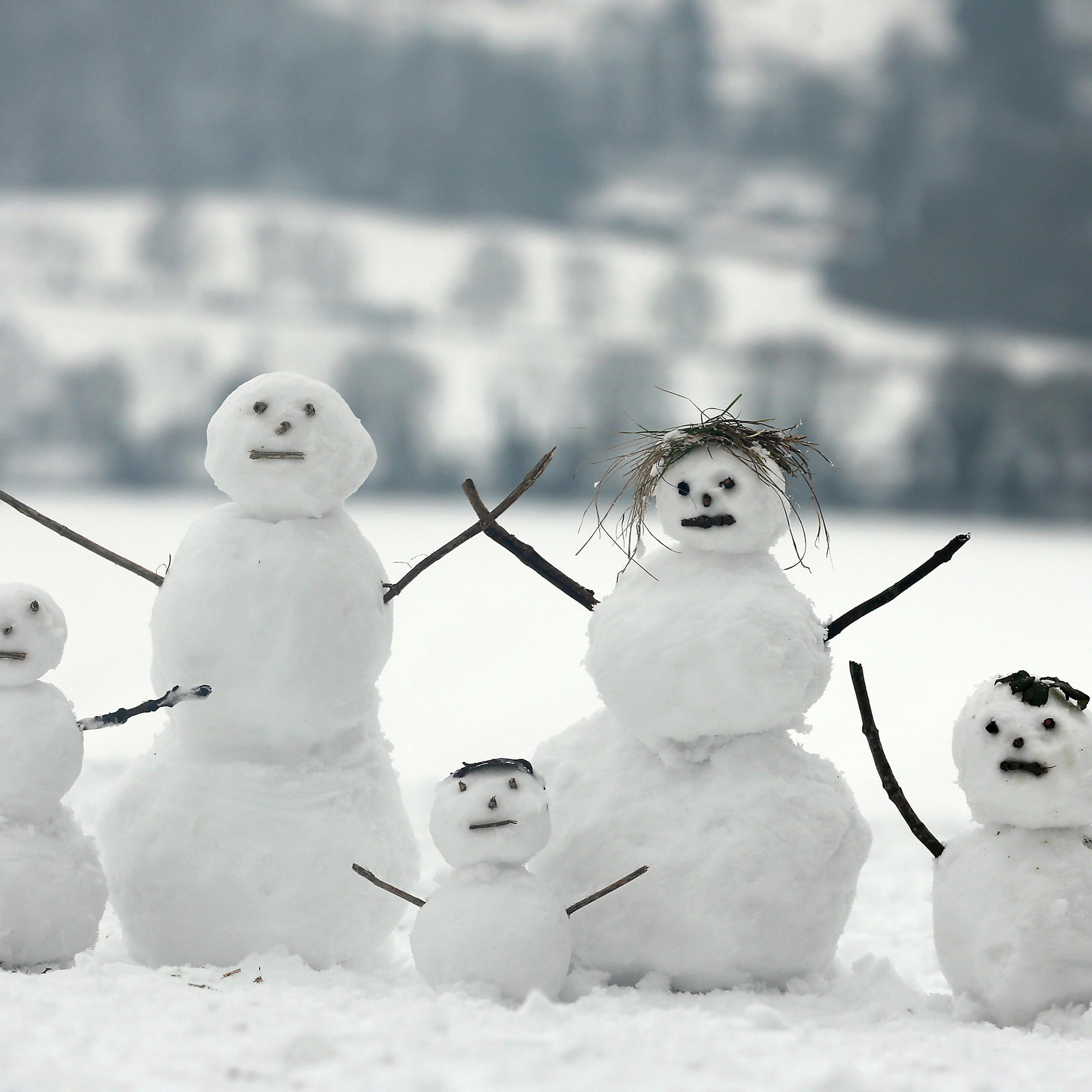 UK Hit By Heavy Snow Fall