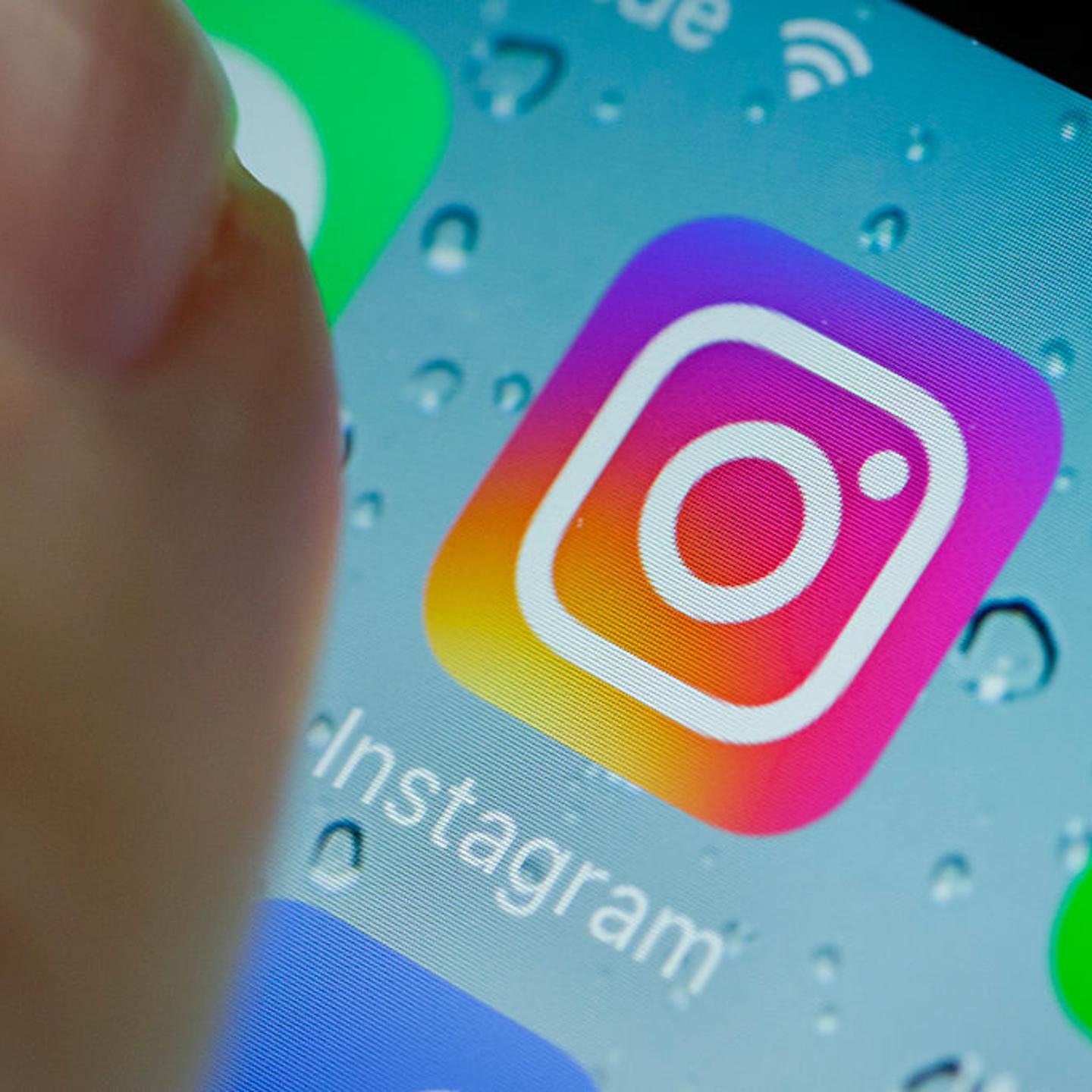 Instagram Sideways Design