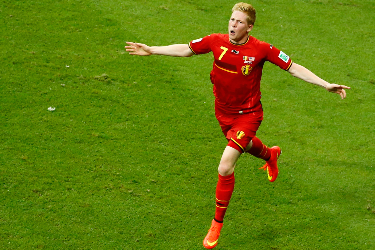 Belgium's Kevin De Bruyne celebrates scoring a goal against the U.S. during extra time in their 2014 World Cup round of 16 game at the Fonte Nova arena, July 1, 2014. 