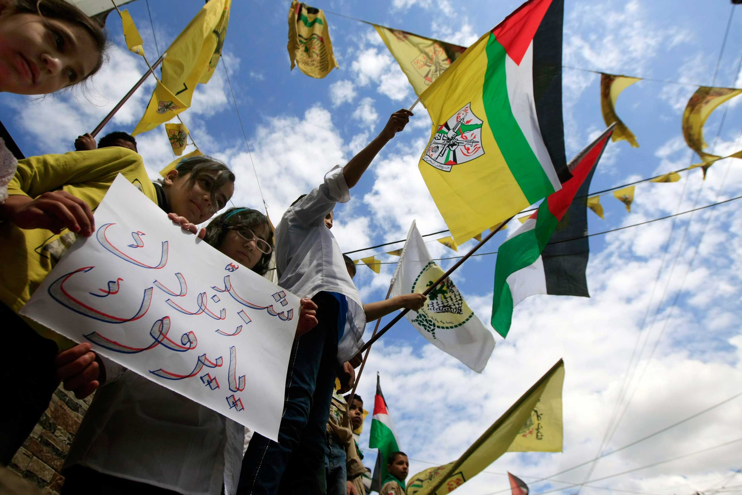 Palestinian refugees demonstrating in solidarity with Palestinians in Yarmouk refugee camp, overrun by Islamic State militants last week, in the Ein el-Hilweh camp near the southern city of Sidon, Lebanon, Lebanon, on Apr. 10, 2015.